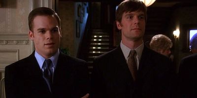 poster de la série La Terreur s'installe