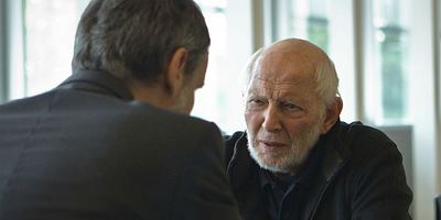 poster de la série La loi de permanence