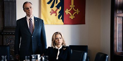 poster de la série Au nom de la paix