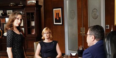 poster de la série Nouvelles fonctions