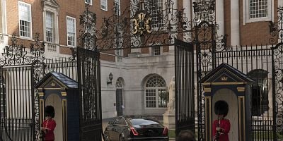 poster de la série L-O-N — LONDON (2)