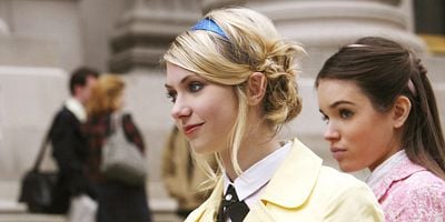 poster de la série B ou la revanche d'une brune