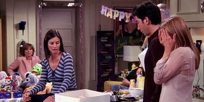 poster de la série Celui qui transformait le gâteau d'anniversaire