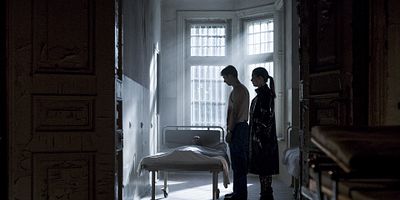 poster de la série La subversion