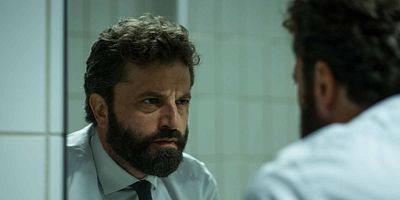 poster de la série Tout sauf Lazare