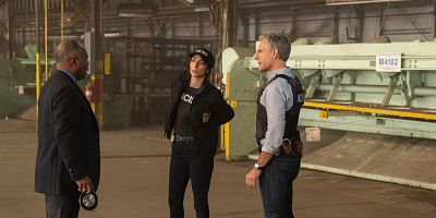 poster de la série Virus X