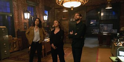 poster de la série Théories du complot