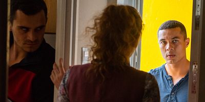 poster de la série Comme une trainée de poudre