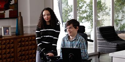 poster de la série THE S-T-A– STAIRCASE