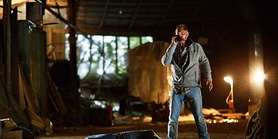 poster de la série Mensonges bleus