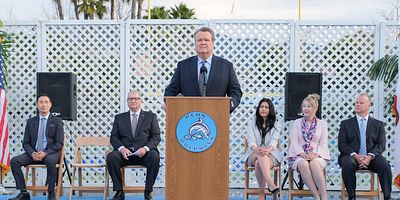 poster de la série Chouette, des diplômes !