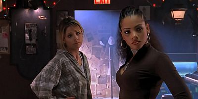 poster de la série Kendra - 2ème partie