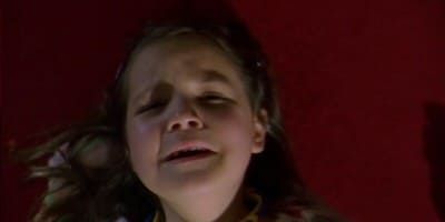 poster de la série Poussées d'hormones