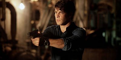 poster de la série La reine des abeilles