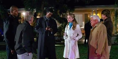 poster de la série Une défense imparable