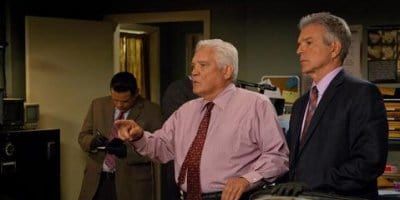 poster de la série Un chien, deux aigles et trois témoins