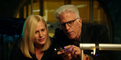 poster de la série La poupée qui parlait