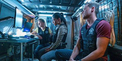 poster de la série La Famille d’abord