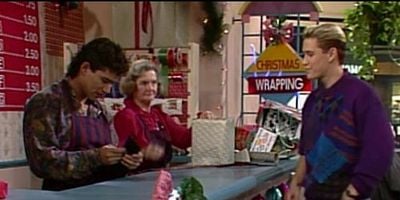 poster de la série Une maison pour Noël (1/2)