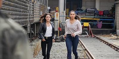 poster de la série L'ensorceleuse ensorcelée