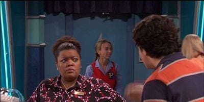 poster de la série The Drake and Josh Inn