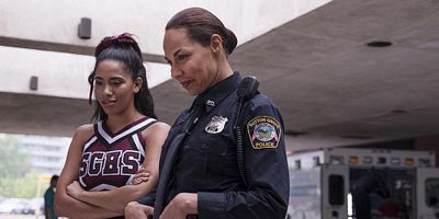 poster de la série Tranchées parallèles