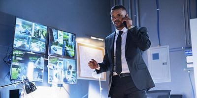 poster de la série Favorite Son