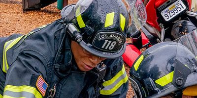 poster de la série Célibataires