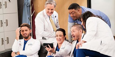 poster de la série You Give Me Fever