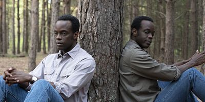 poster de la série Parallèle