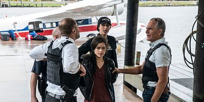 poster de la série Monolithe