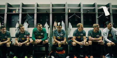 poster de la série Hors jeu