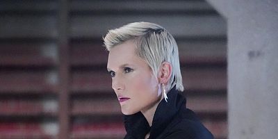 poster de la série Bonne année 1983