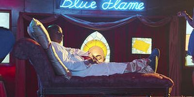 poster de la série He So Loved