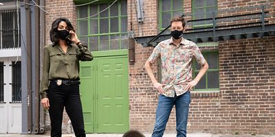 poster de la série L'un des nôtres