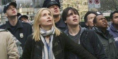 poster de la série Premier contact