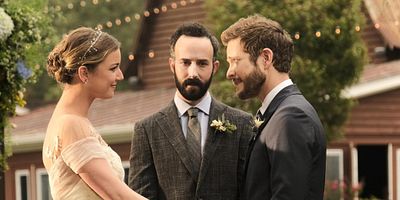 poster de la série Le mariage / Un mariage, un enterrement