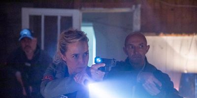 poster de la série À la folie