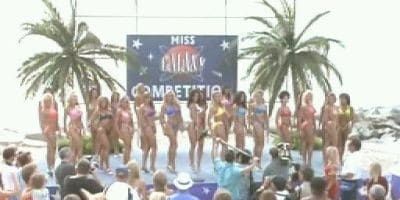 poster de la série L'élection de miss Galaxy