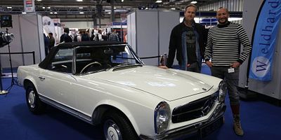 poster de la série Mercedes 230SL