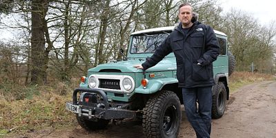 poster de la série La Toyota FJ40 Land Cruiser