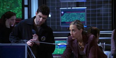 poster de la série 23h00 - Minuit