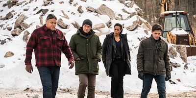 poster de la série La ligne rouge