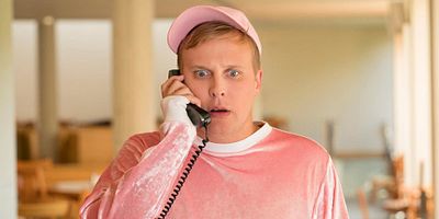 poster de la série La personne qui en savait trop