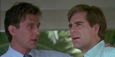 poster de la série La Piscine atomique