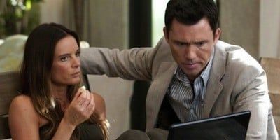 poster de la série Enemies Closer