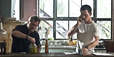 poster de la série La menace invisible