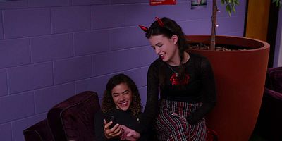 poster de la série Bouh, meuf