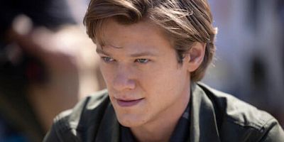 poster de la série In memoriam