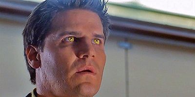 poster de la série Le Linceul qui rend fou